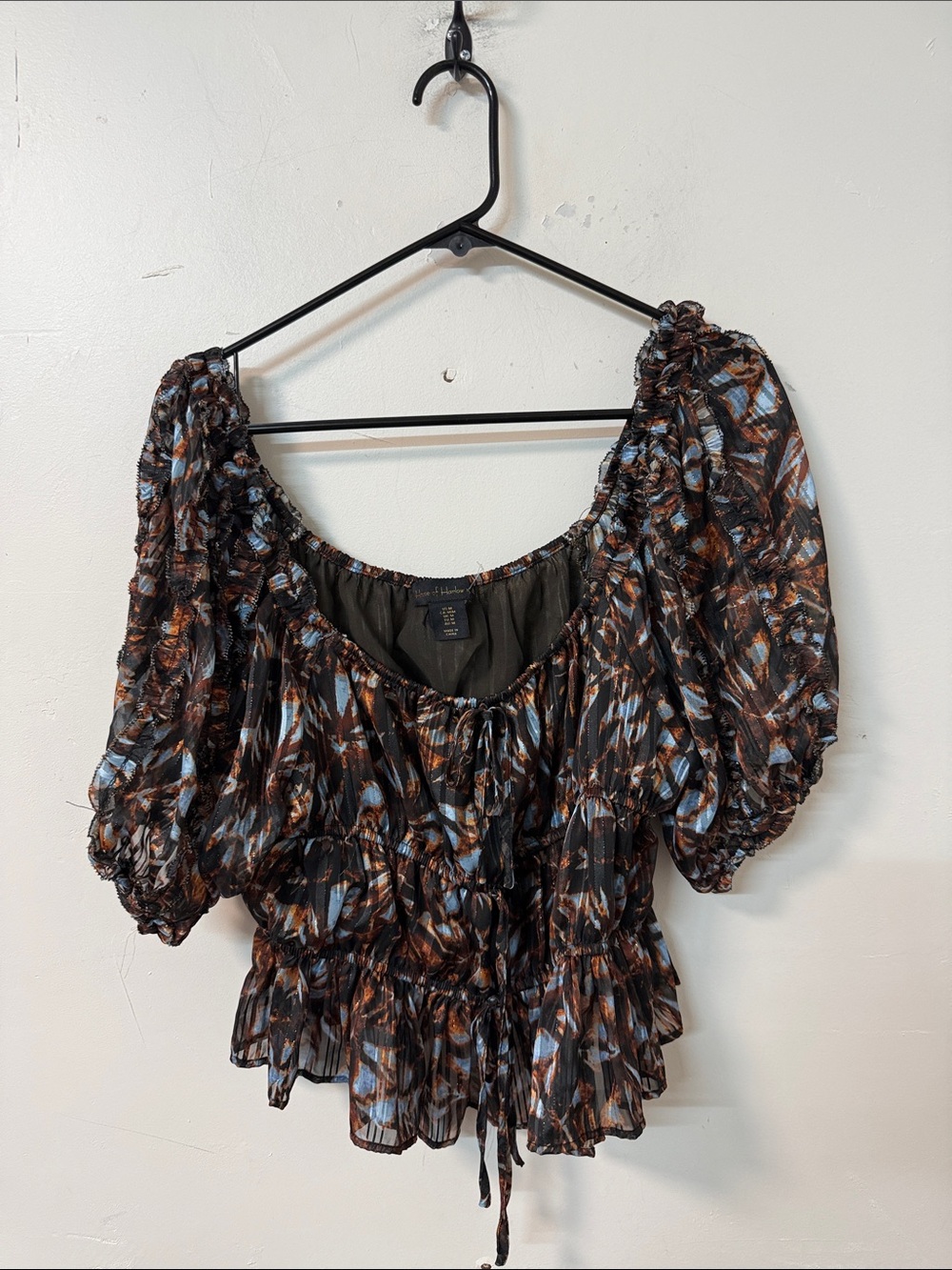 House of Harlow 1960 Brown and Blue Printed Puff-Sleeve Blouse
